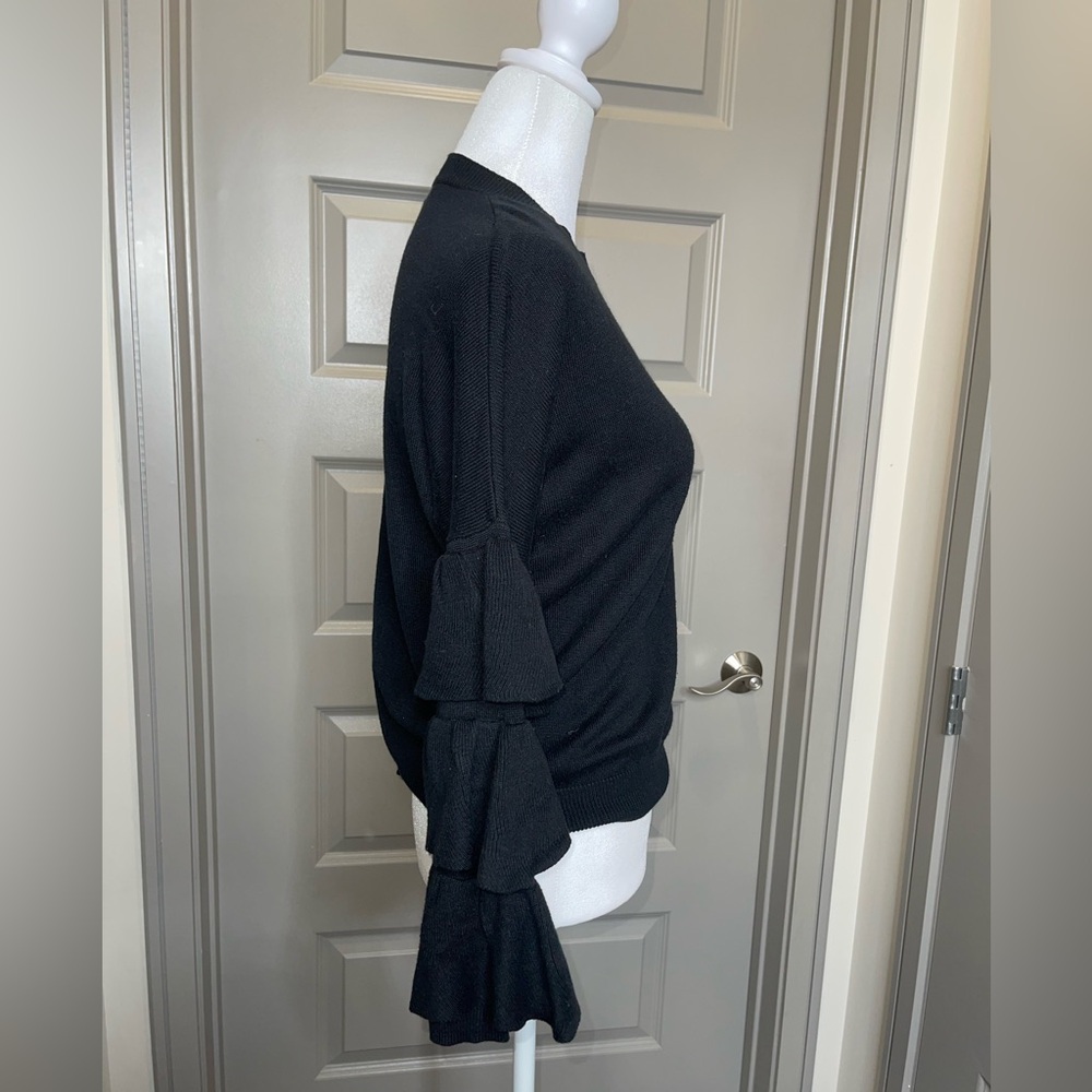 John + Jenn Black Tiered Sleeve Blouse - Picture 5 of 8